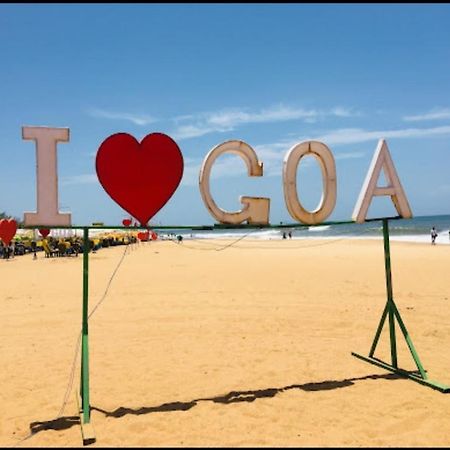 Red Rock Arambol Beach Bagian luar foto
